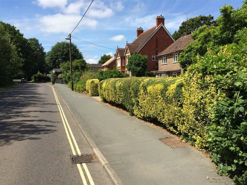 Three Bridges B & B - Gatwick Crawley  Exterior photo